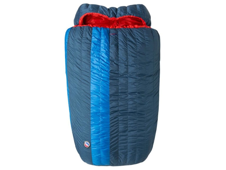 13 Best Double Sleeping Bags For Backpacking & Camping - Territory Supply