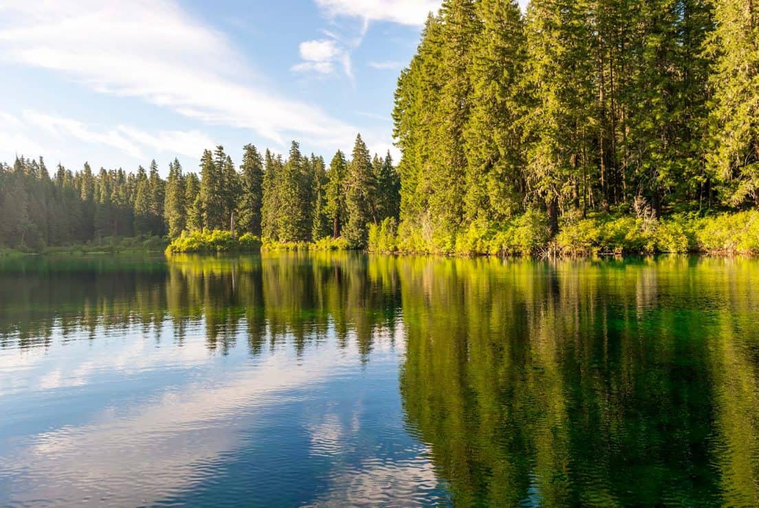 17 Best Lake Camping Destinations in Oregon - Territory Supply