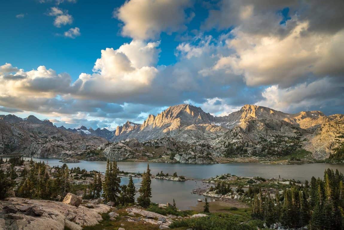 8 Best Backpacking Trails in the Wind River Range 