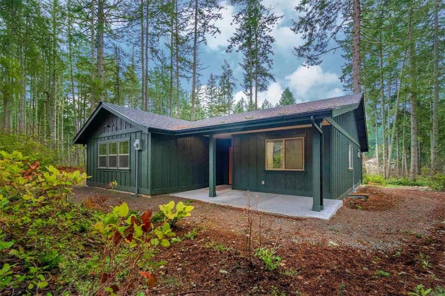 10 Best Pet-Friendly Cabin Rentals In Washington State