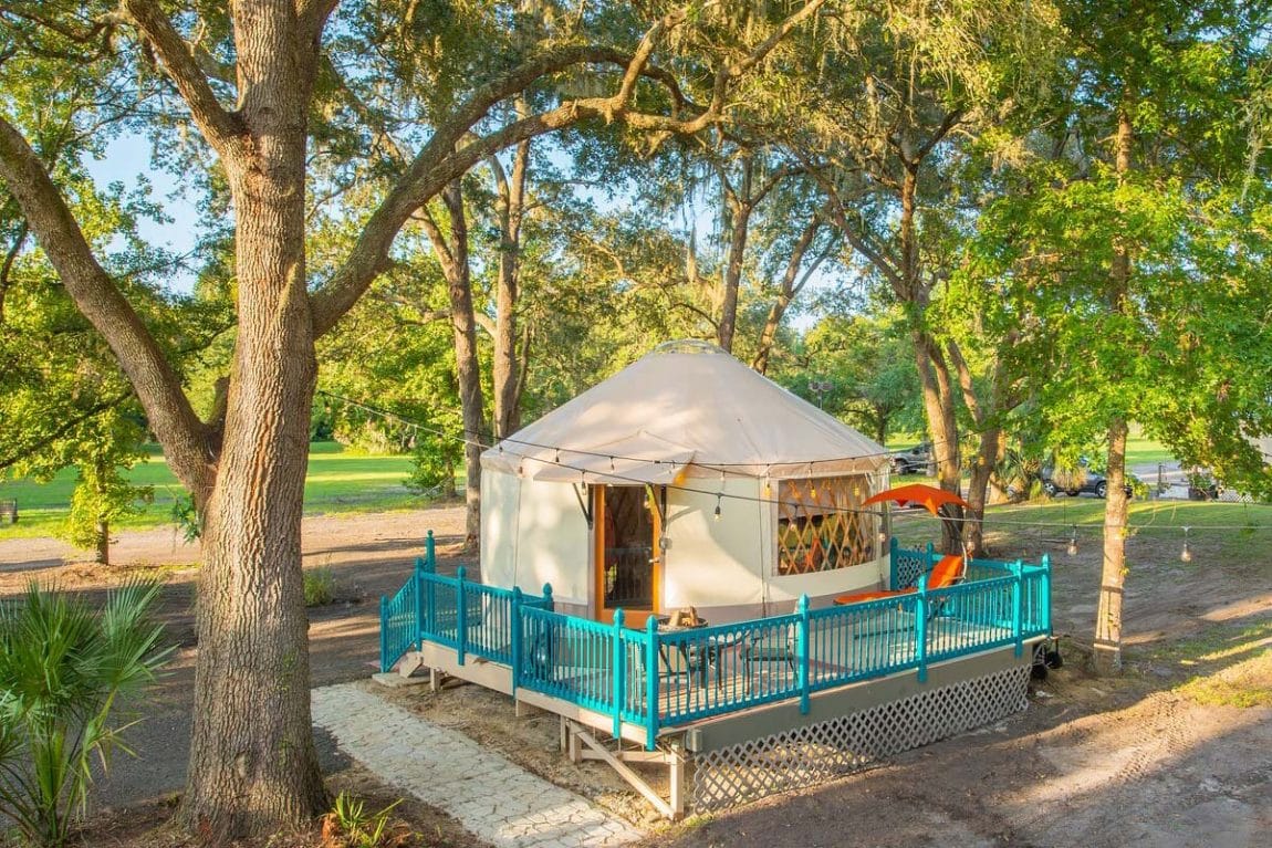 12 Best Glamping Spots In Florida For Soaking Up Sunshine