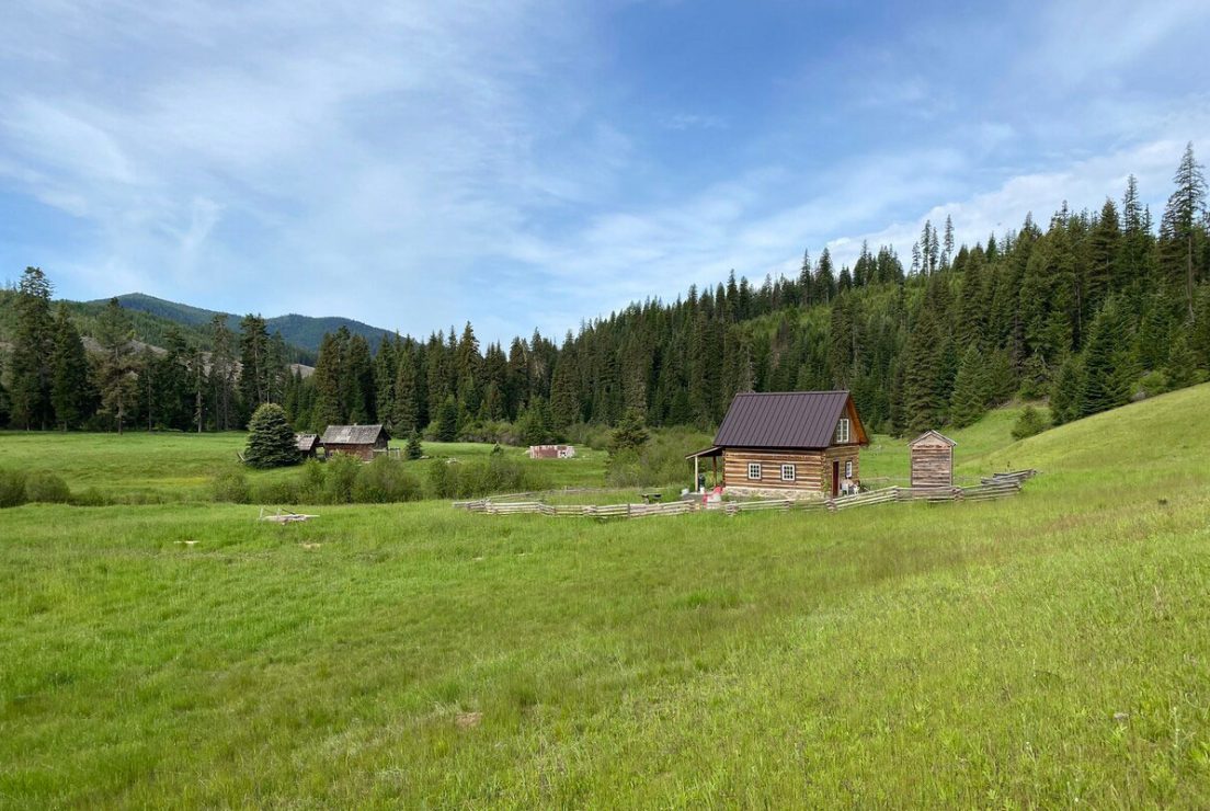 8 Amazing Cabins In Northern Minnesota For A Relaxing Getaway