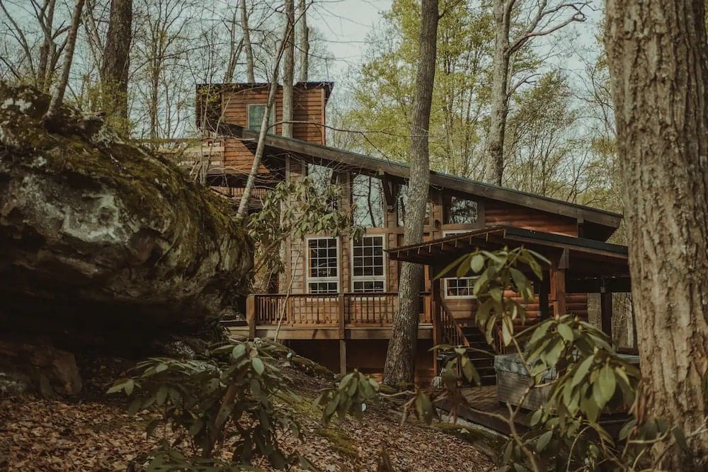 woods cabin in kentucky