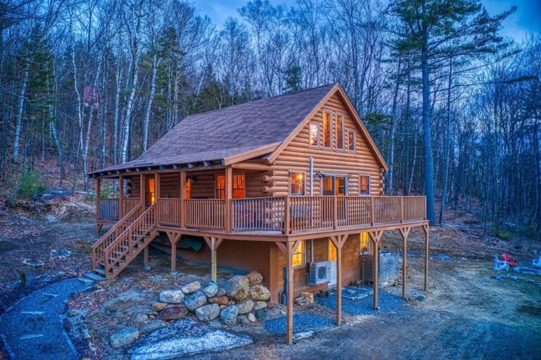 11 Cozy PetFriendly Cabin Rentals in New Hampshire