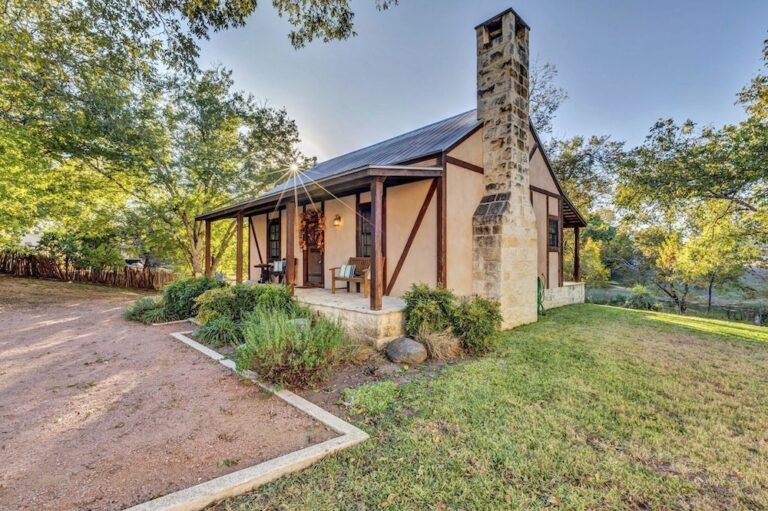 10 Romantic Getaways in Fredericksburg, Texas - Territory Supply