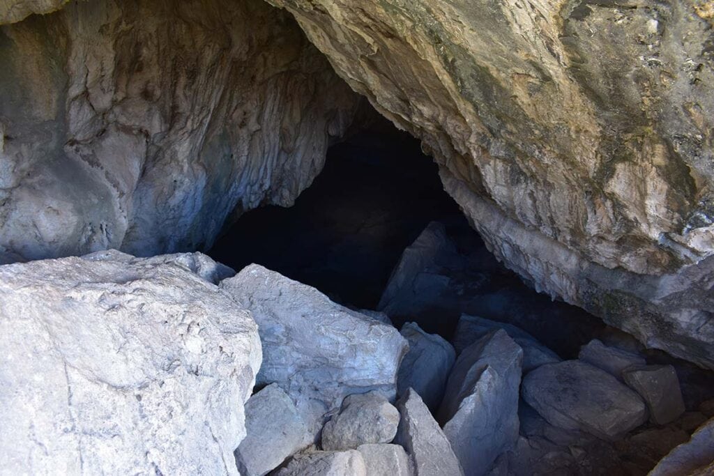 The 7 Best Caves in Arizona for Subterranean Exploration