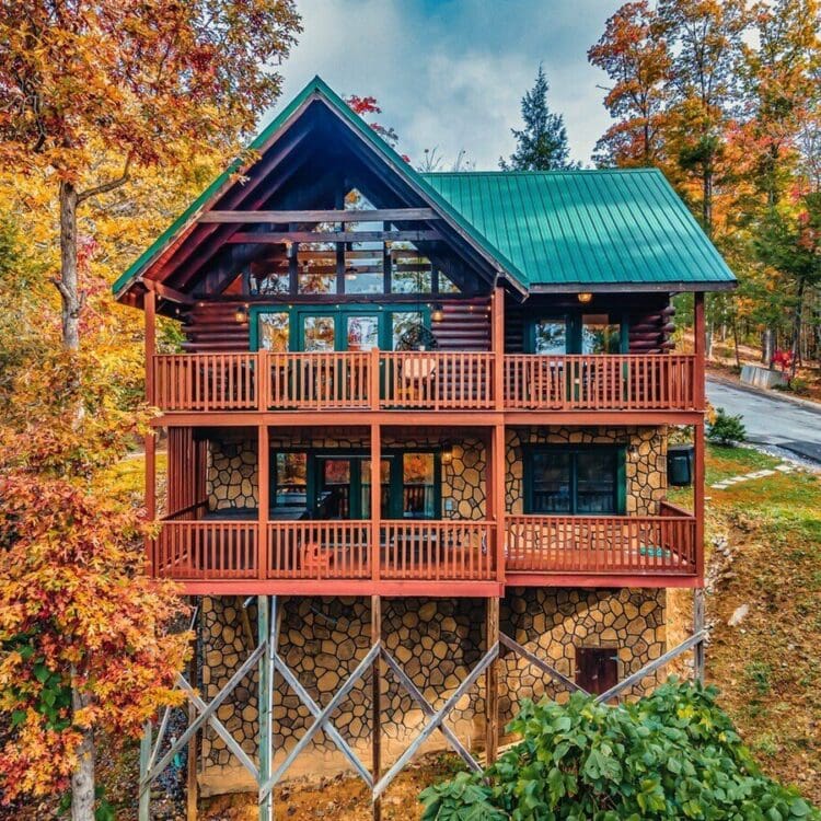 9 Unique Places To Stay In Gatlinburg, Tennessee - Territory Supply