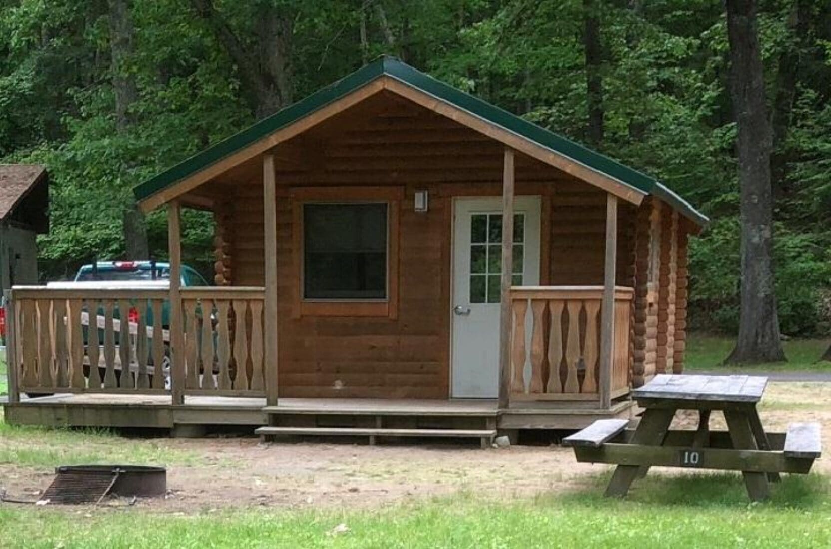 8 Tranquil Cabin Rentals in Connecticut - Territory Supply