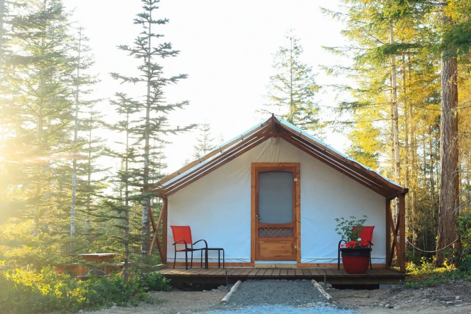 11 Epic Glamping Spots In Washington State - Territory Supply