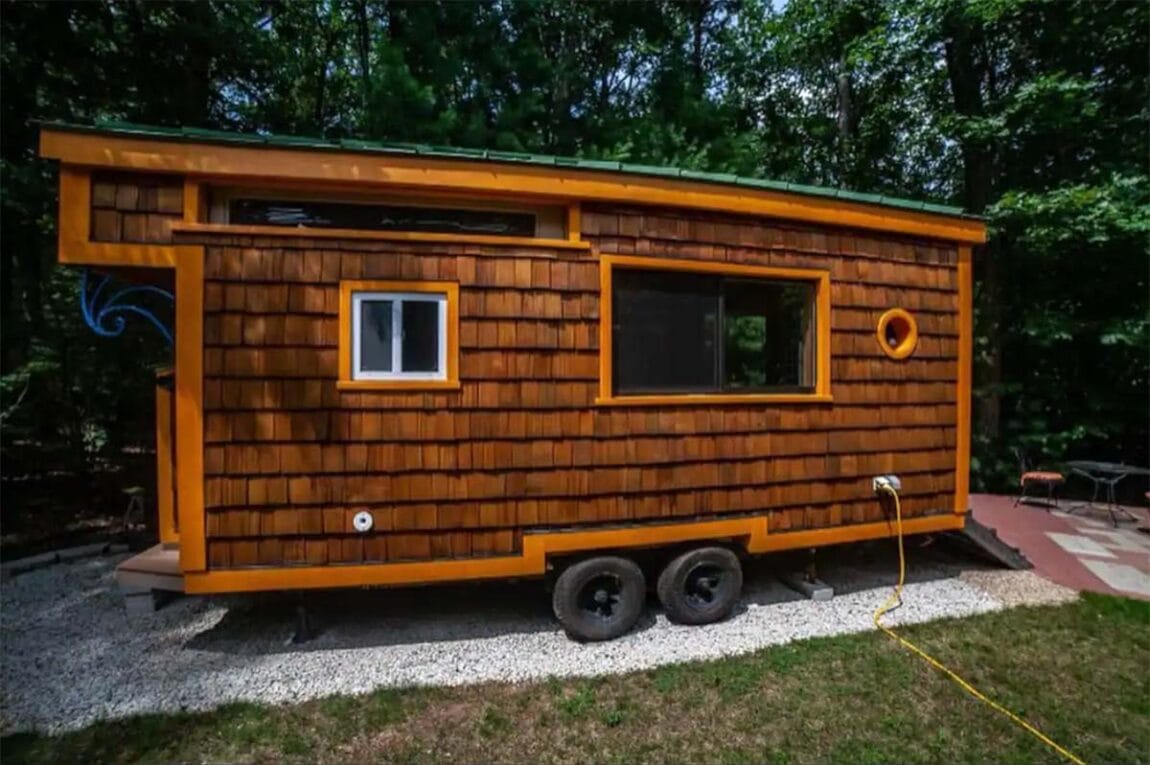 10 Terrific Tiny House Rentals In Massachusetts Territory Supply