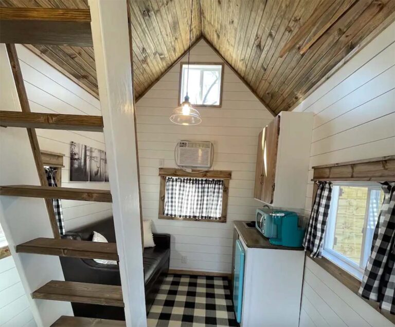 10 Best Tiny House Rentals In Missouri For Big Adventure - Territory Supply