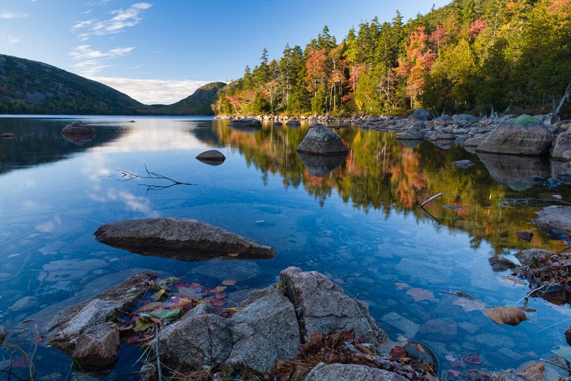 9 Beautiful Spots to See Fall Colors in Maine - Territory Supply