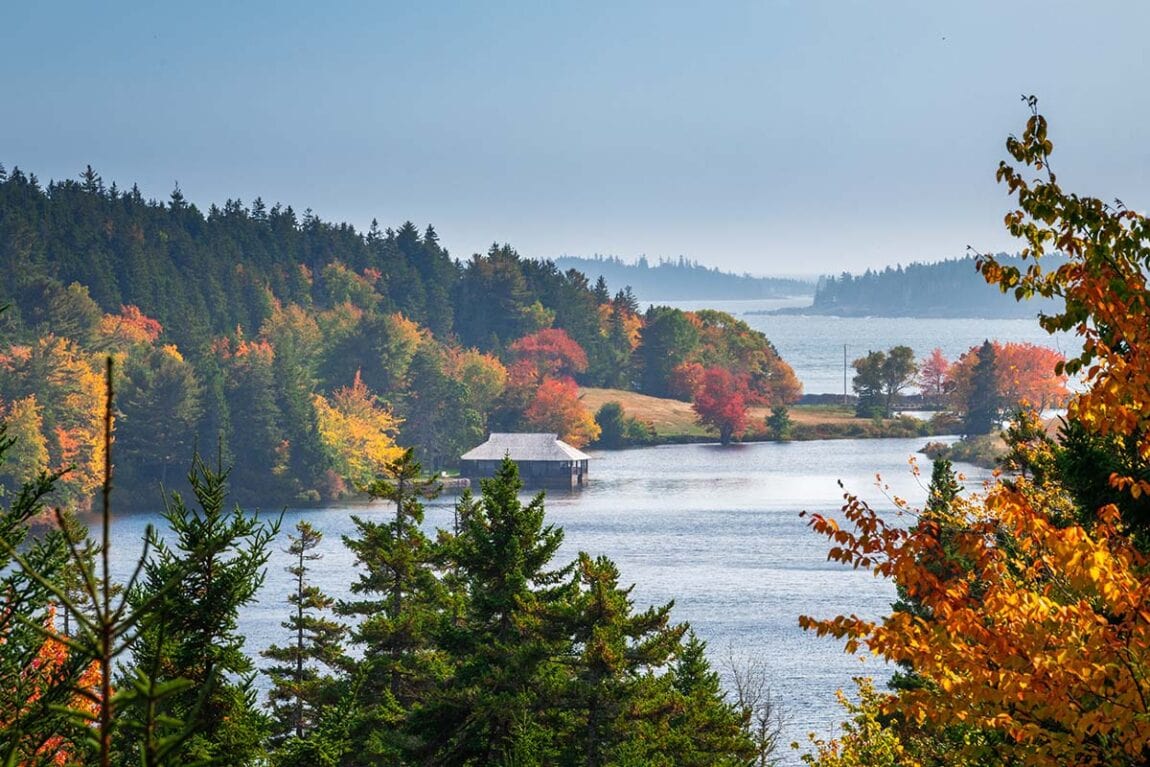 10 Must-Do Activities During the Fall in Maine - Territory Supply