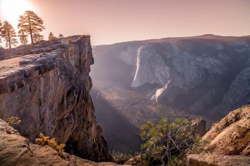 9 Super Scenic Hikes in Yosemite National Park, California - Territory ...