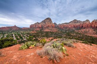 9 Easy Hikes in Sedona That'll Take Your Breath Away