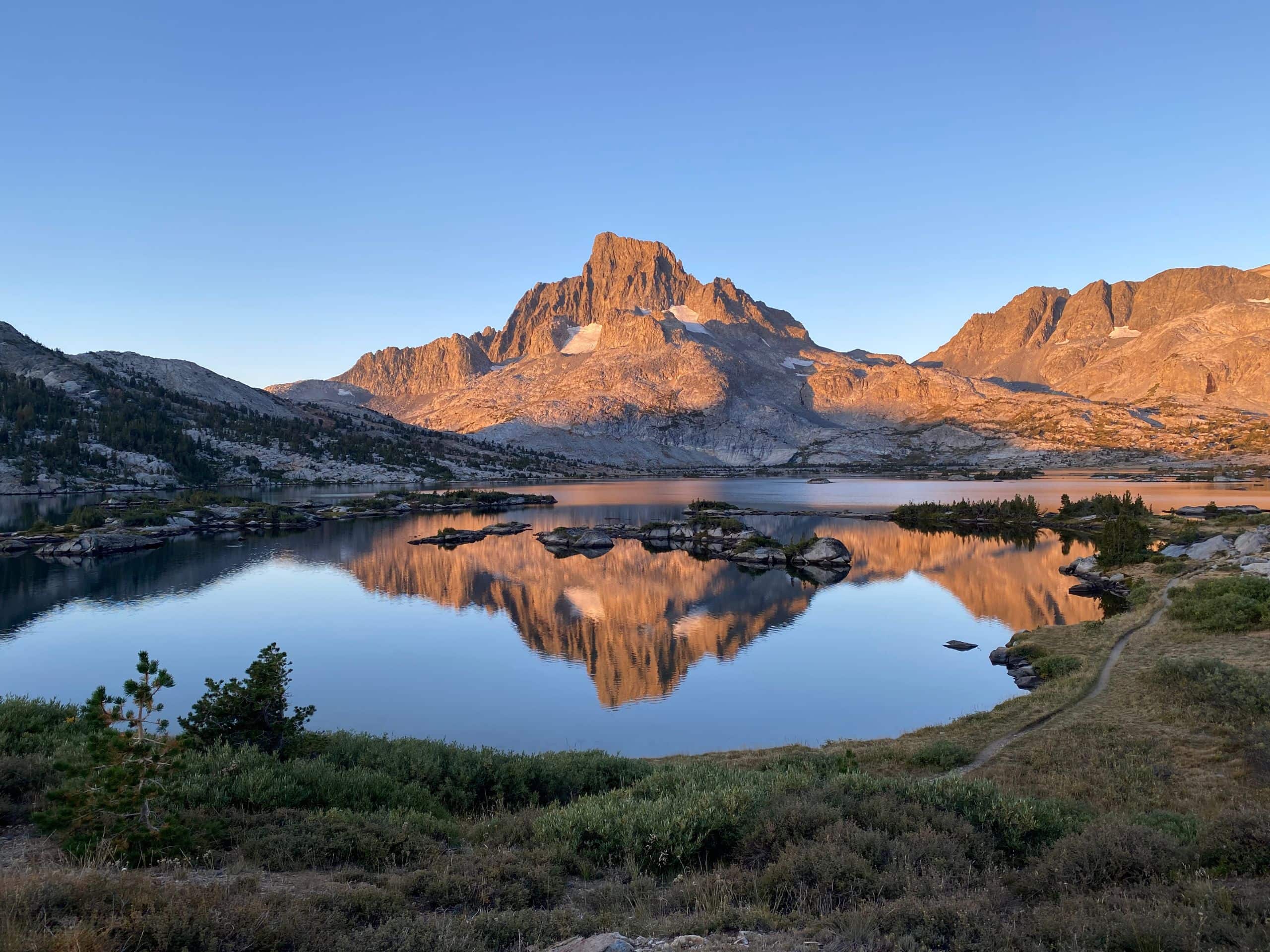 Thousand Island Lake Sunrise